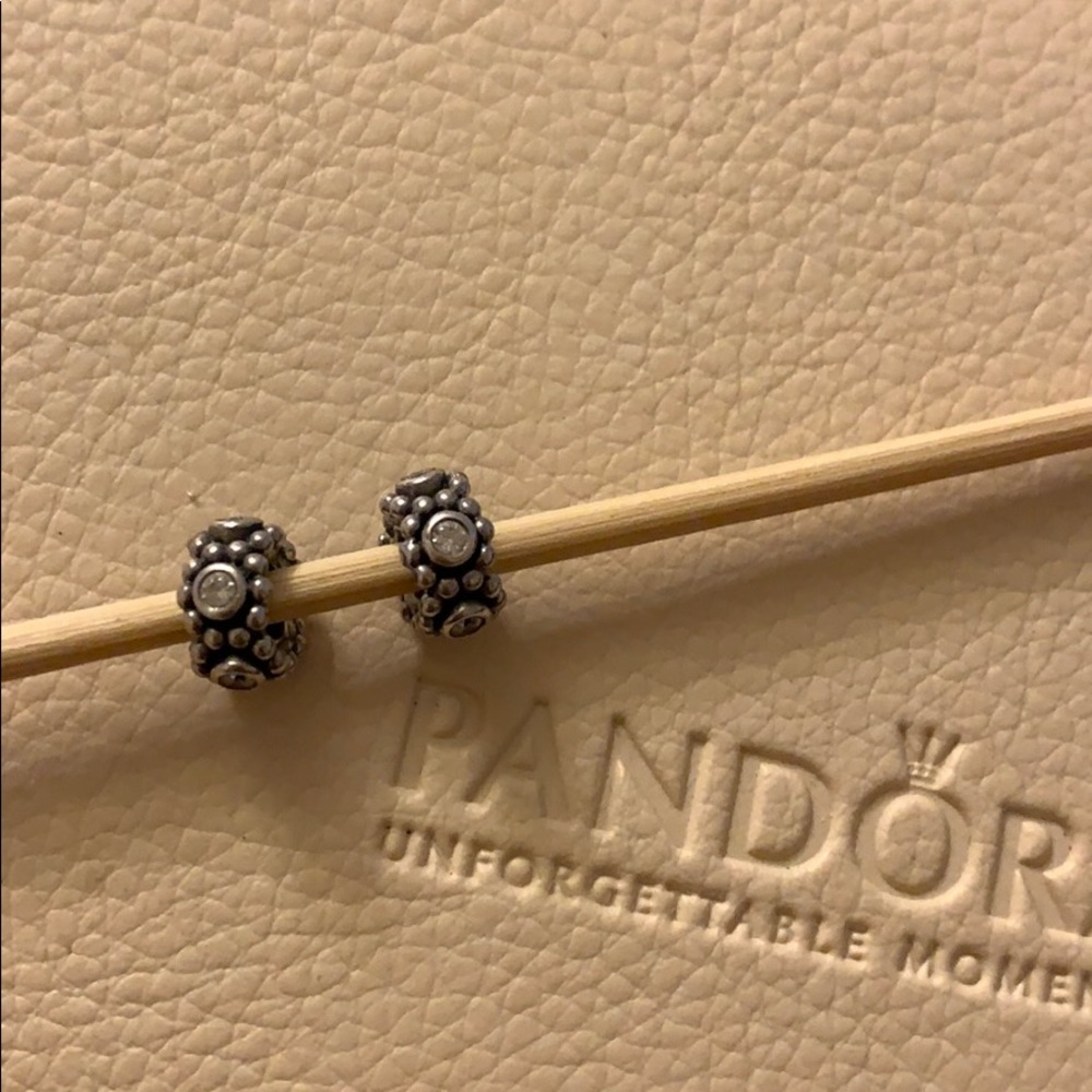 Pandora retired spacer charm
